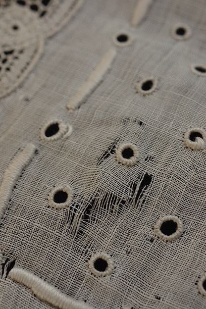 アンティークレース　dentelle ancienne 刺繍ハギレ