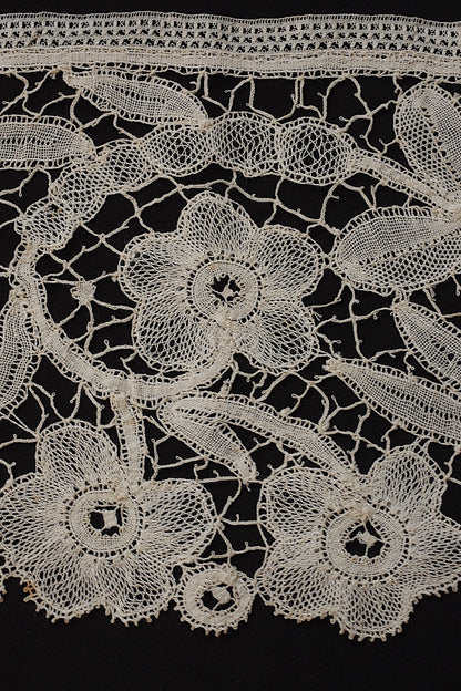 アンティークレース　dentelle ancienne ボビンレース