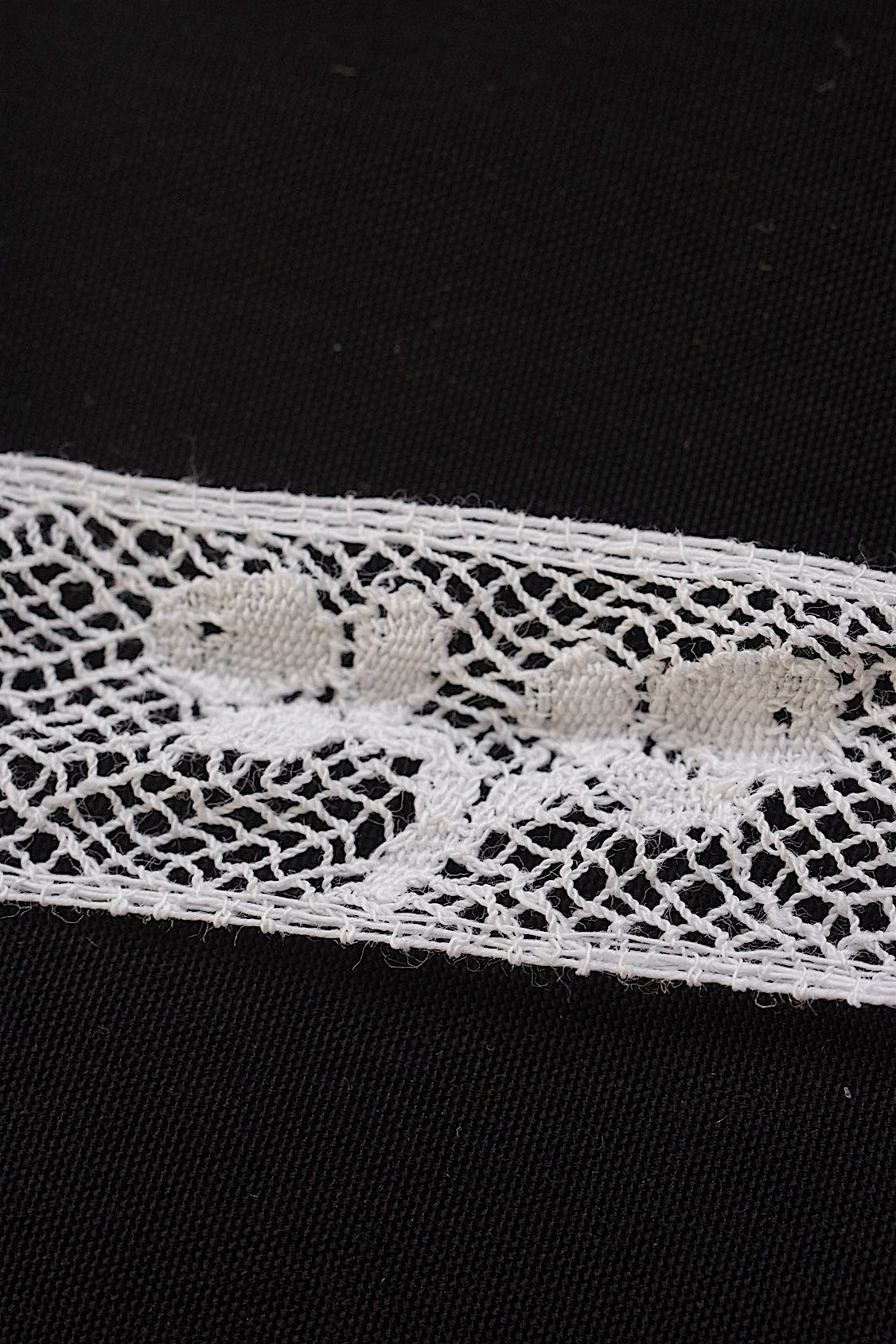 アンティークレース　dentelle ancienne ２種