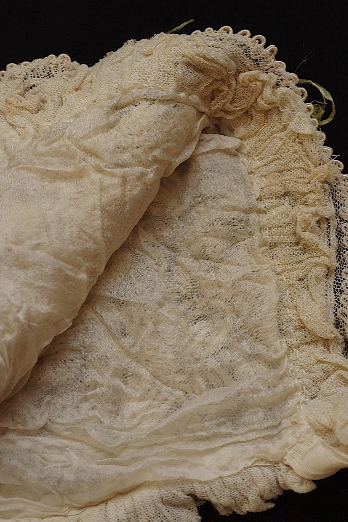 アンティークレース　dentelle ancienne ボネ、襟