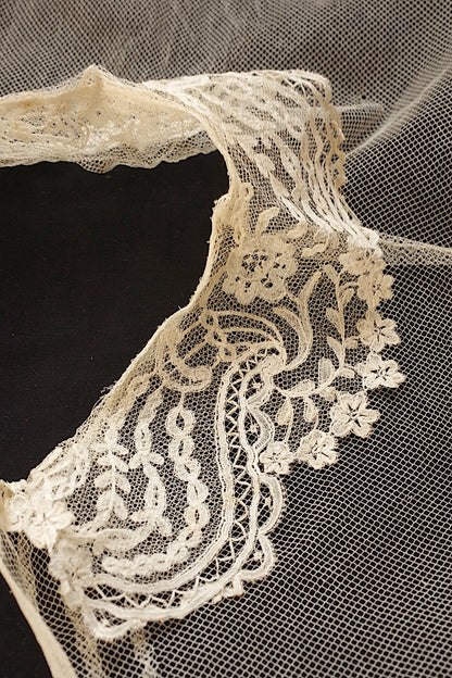 アンティークレース　dentelle ancienne plastron 2つ