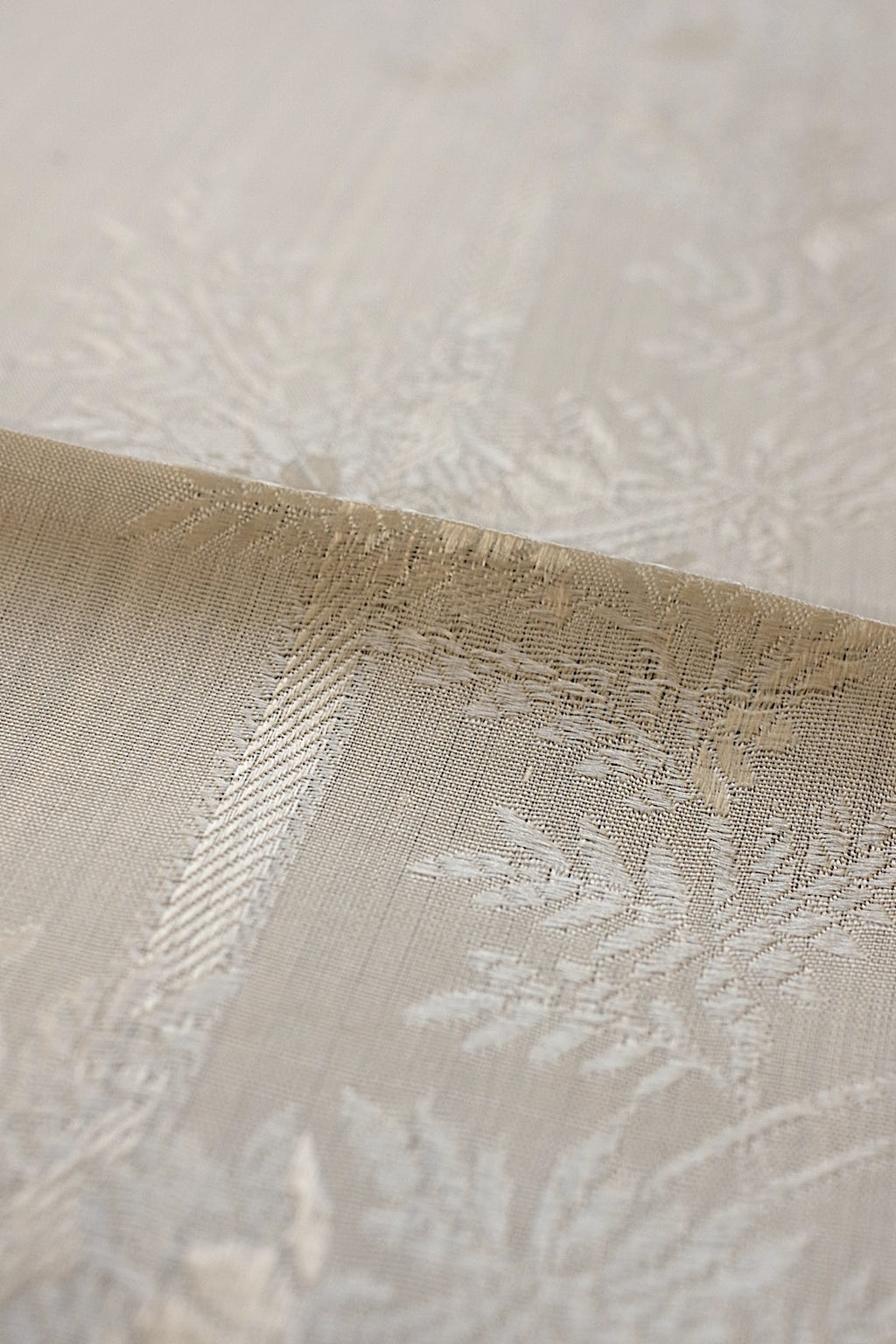 アンティークレース　dentelle ancienne シルク生地