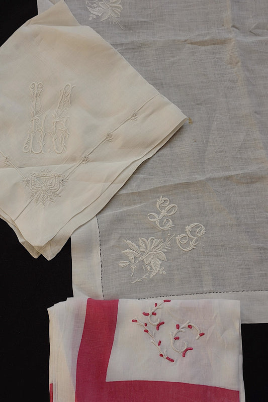 アンティークレース　dentelle ancienne ハンカチ３種