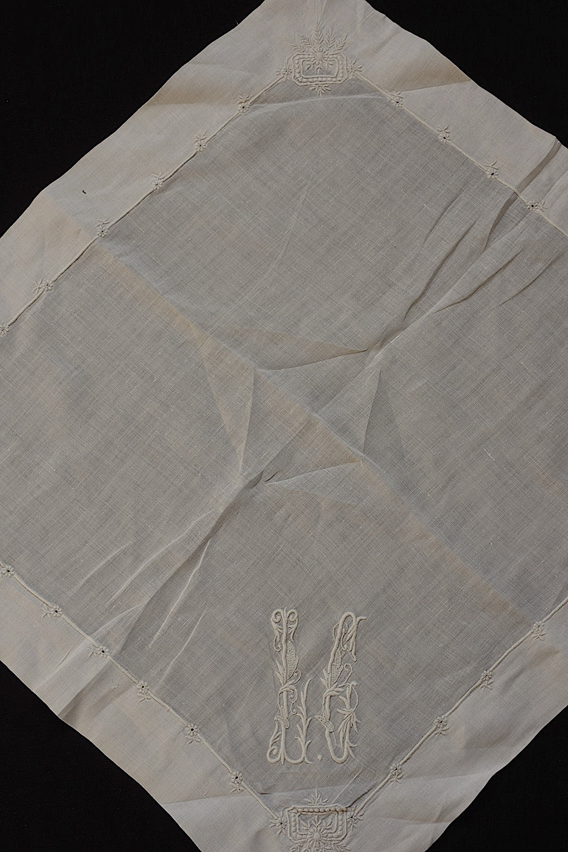 アンティークレース　dentelle ancienne ハンカチ３種