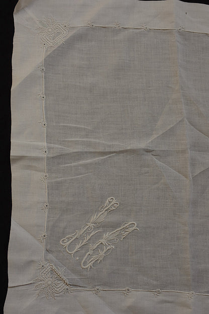 アンティークレース　dentelle ancienne ハンカチ３種