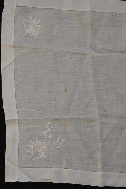 アンティークレース　dentelle ancienne ハンカチ３種