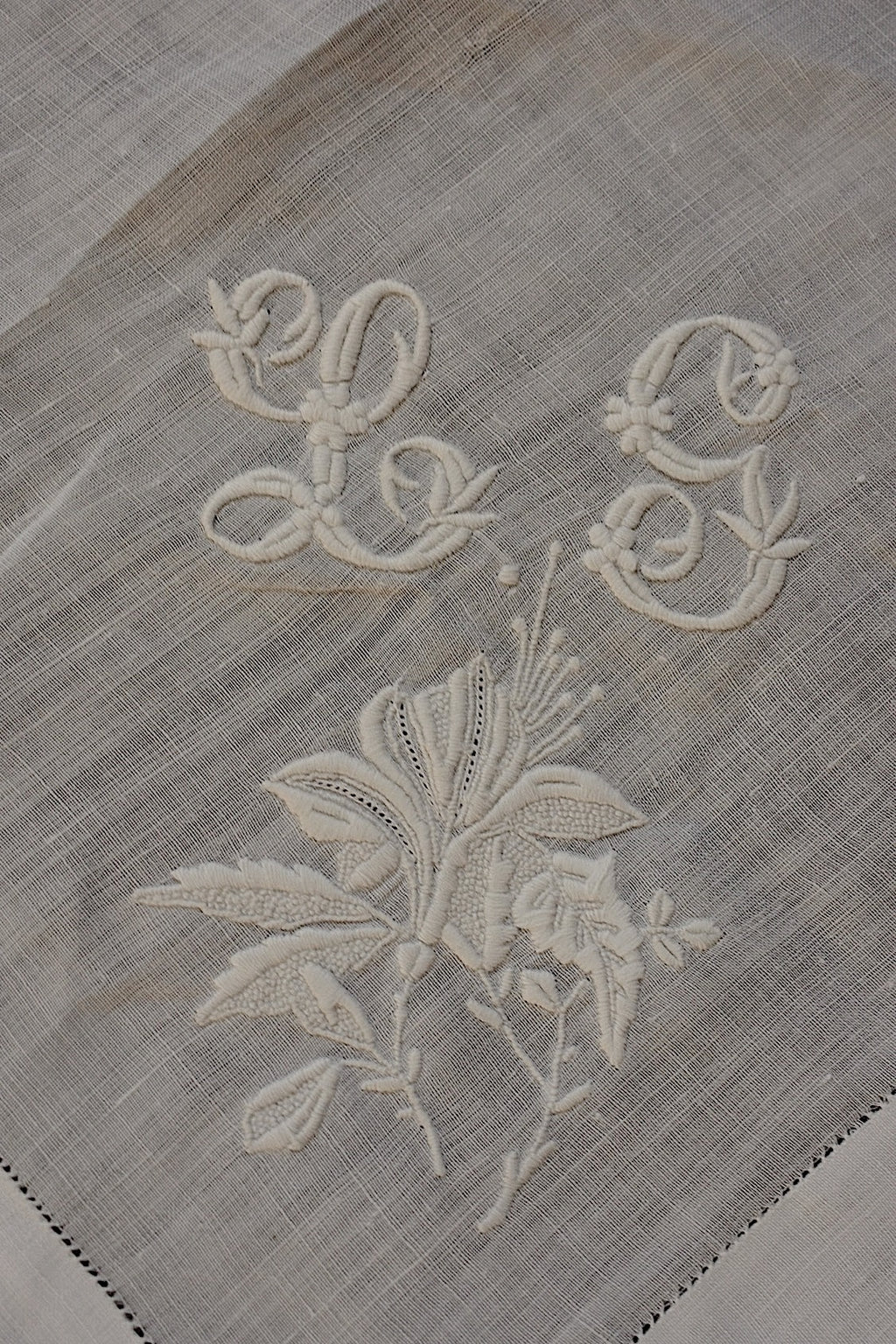 アンティークレース　dentelle ancienne ハンカチ３種