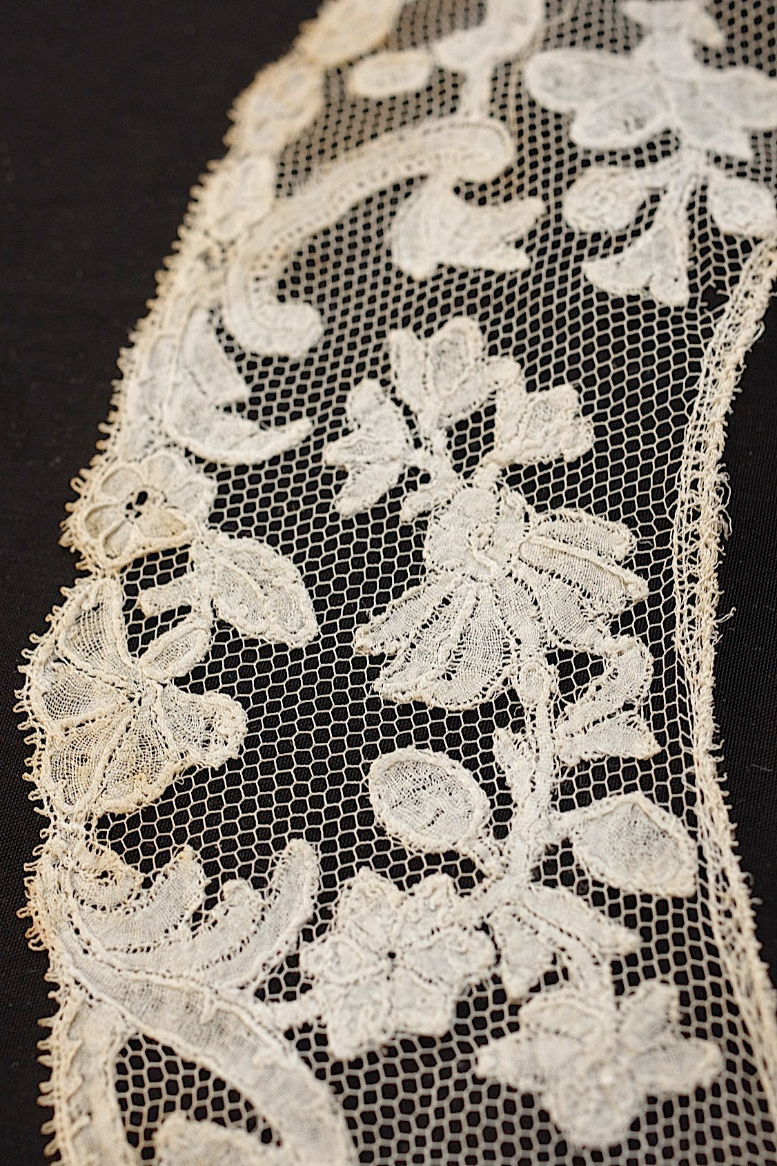 アンティークレース　dentelle ancienne 　襟