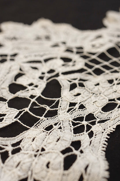 アンティークレース　dentelle ancienne 　襟