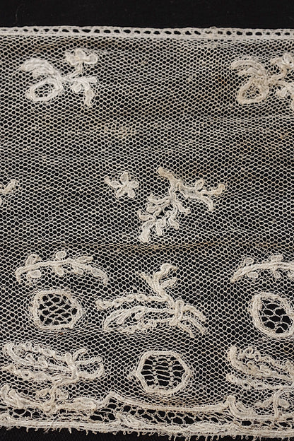 アンティークレース　dentelle ancienne 　２種