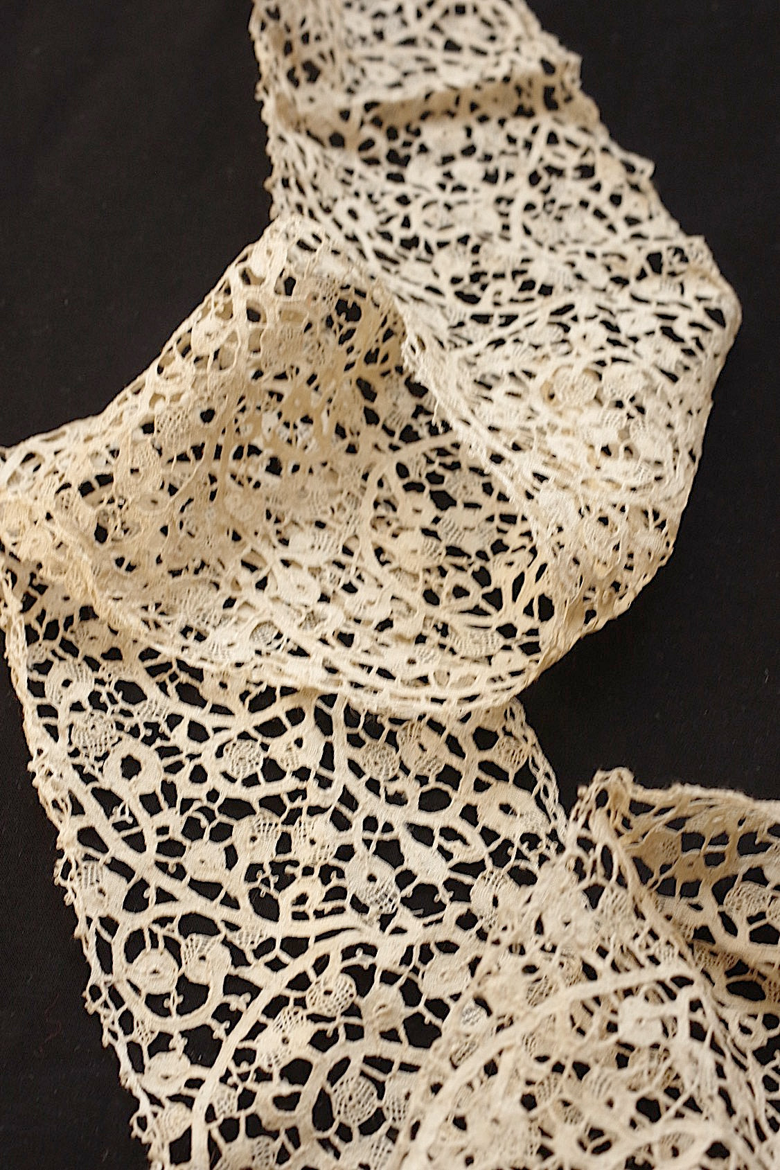 アンティークレース　dentelle ancienne 　フレミッシュレース