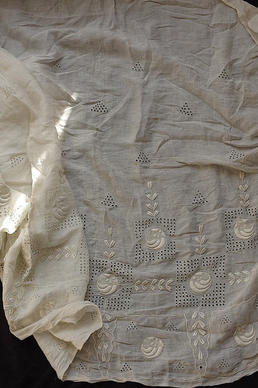 アンティークレース　dentelle ancienne 　刺繍生地