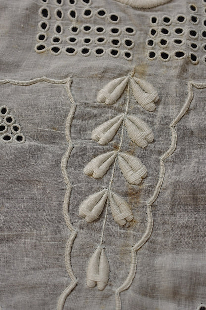 アンティークレース　dentelle ancienne 　刺繍生地