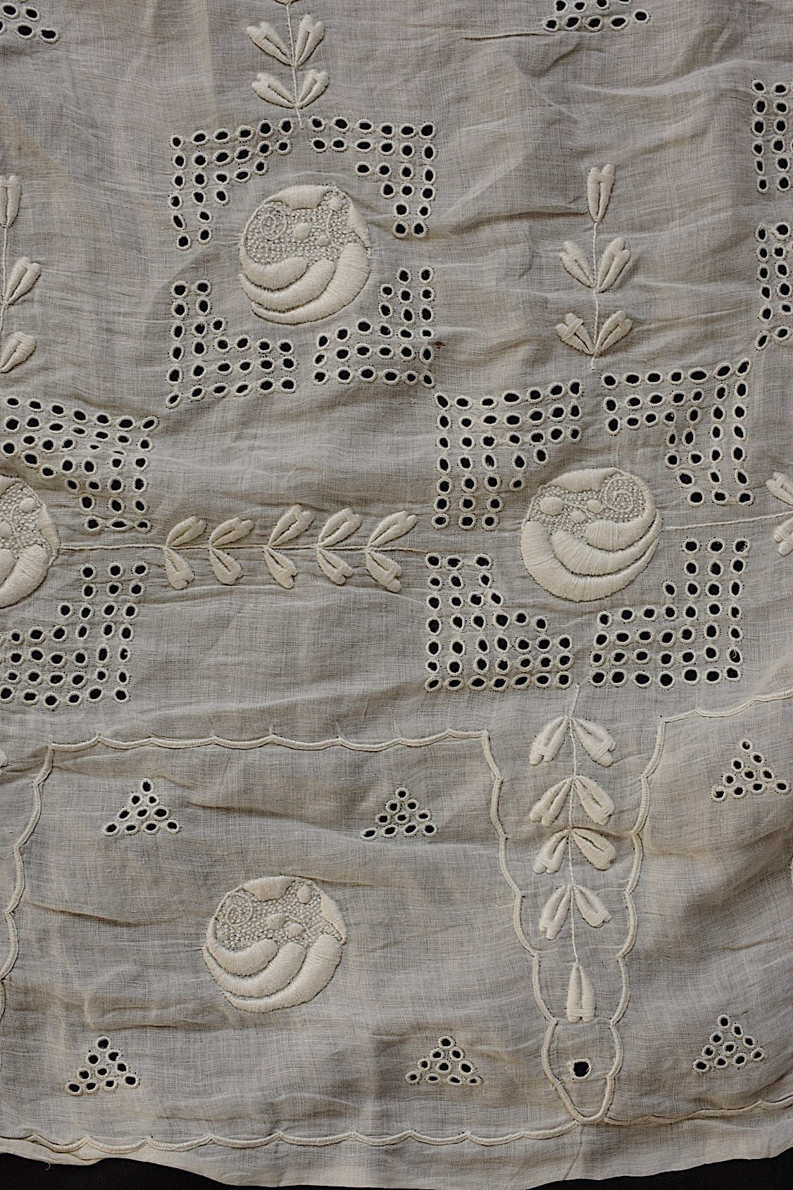 アンティークレース　dentelle ancienne 　刺繍生地