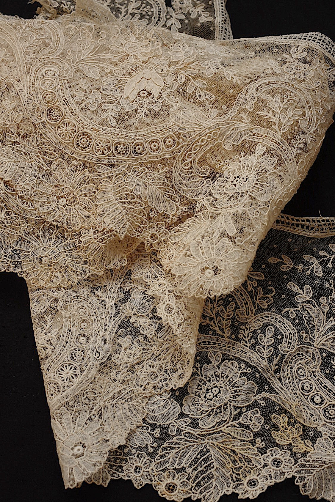 アンティークレース　dentelle ancienne 　ブリュクセルレース