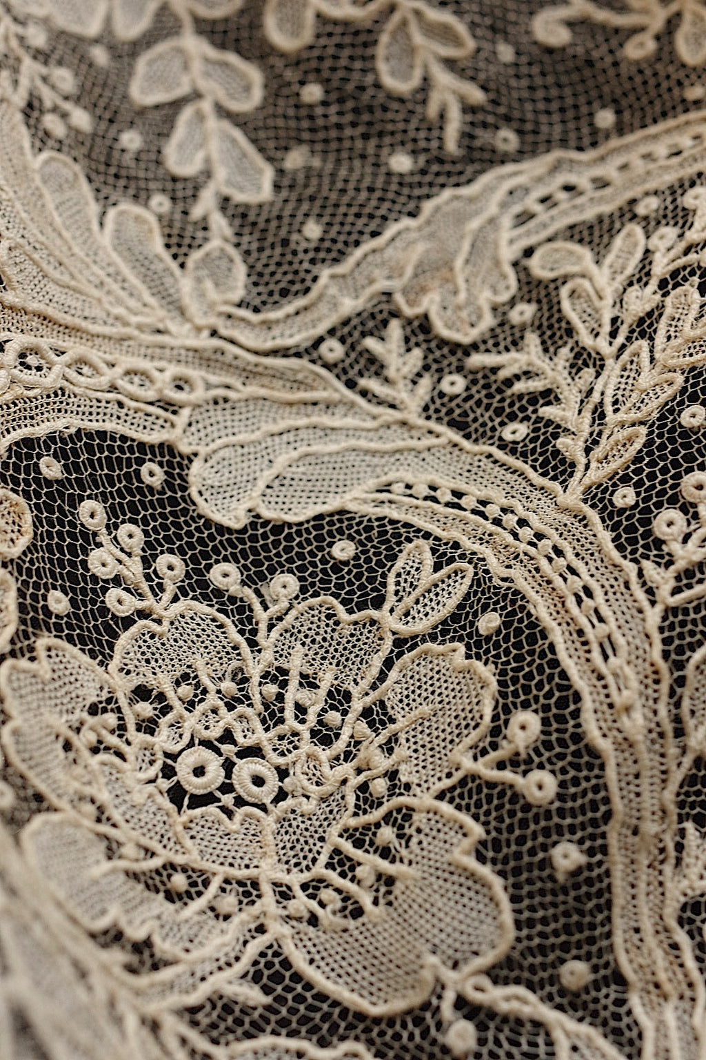 アンティークレース　dentelle ancienne 　ブリュクセルレース