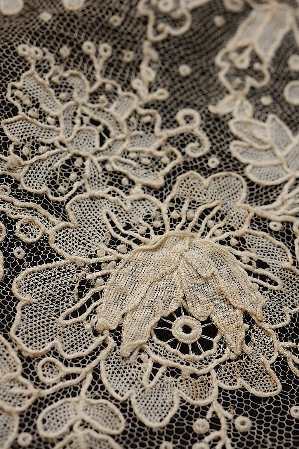 アンティークレース　dentelle ancienne 　ブリュクセルレース