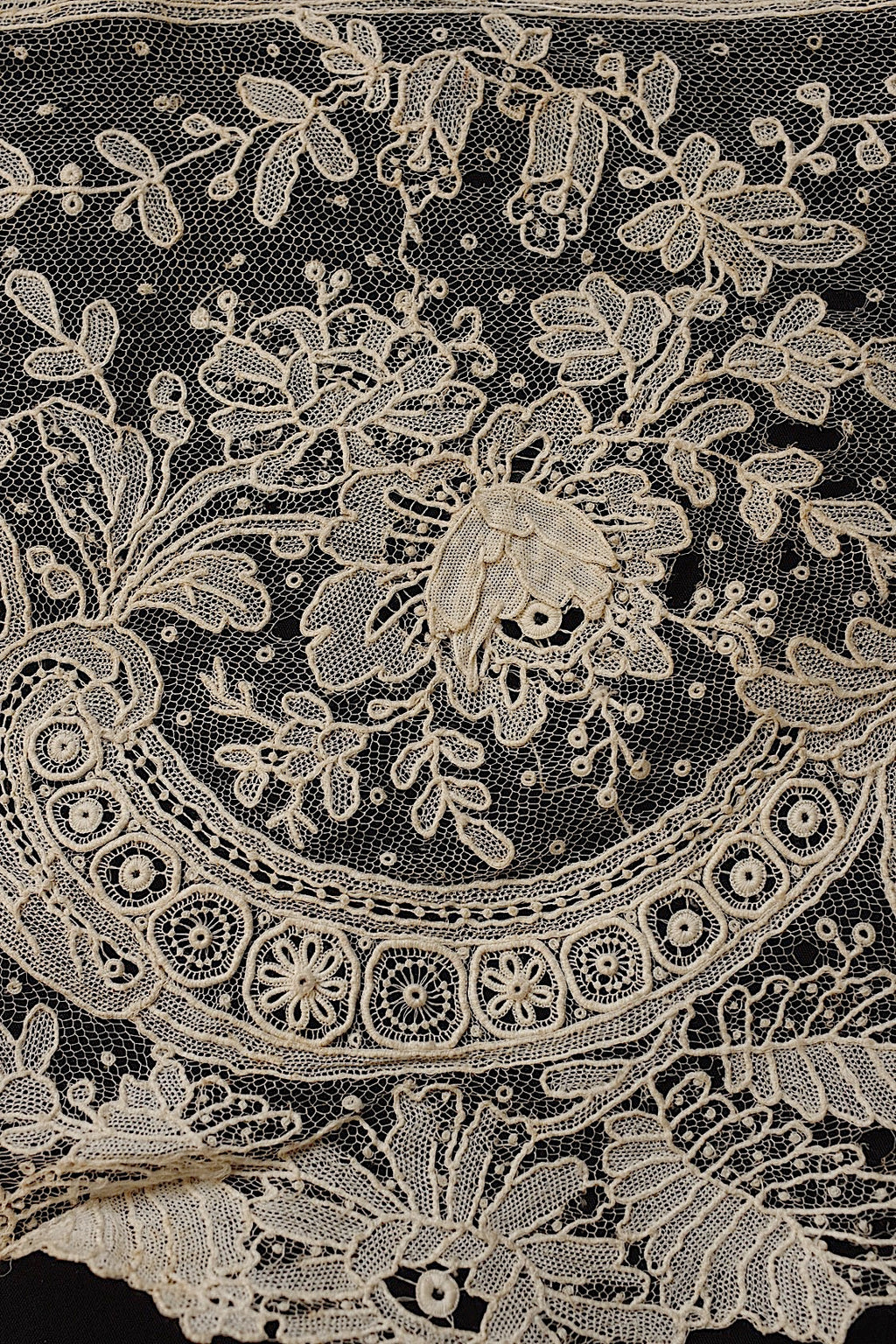 アンティークレース　dentelle ancienne 　ブリュクセルレース