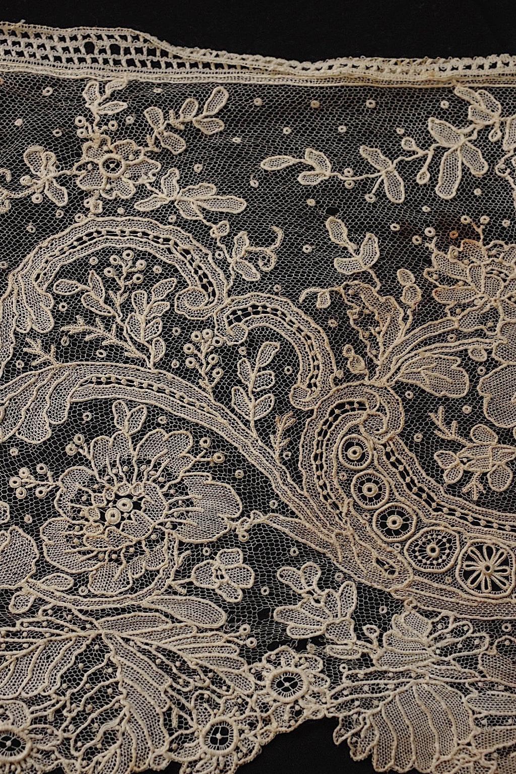 アンティークレース　dentelle ancienne 　ブリュクセルレース