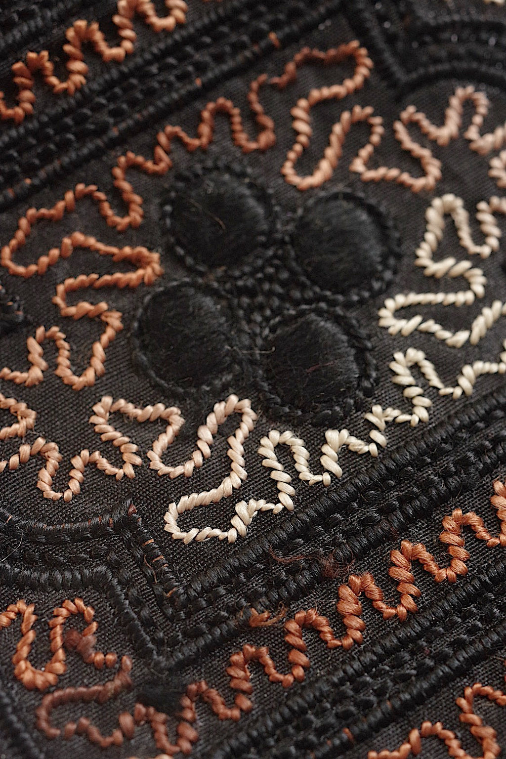 アンティークレース　dentelle ancienne 　刺繍テープ