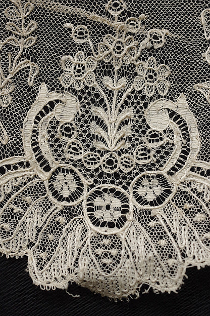 アンティークレース　dentelle ancienne 132cm+140cm