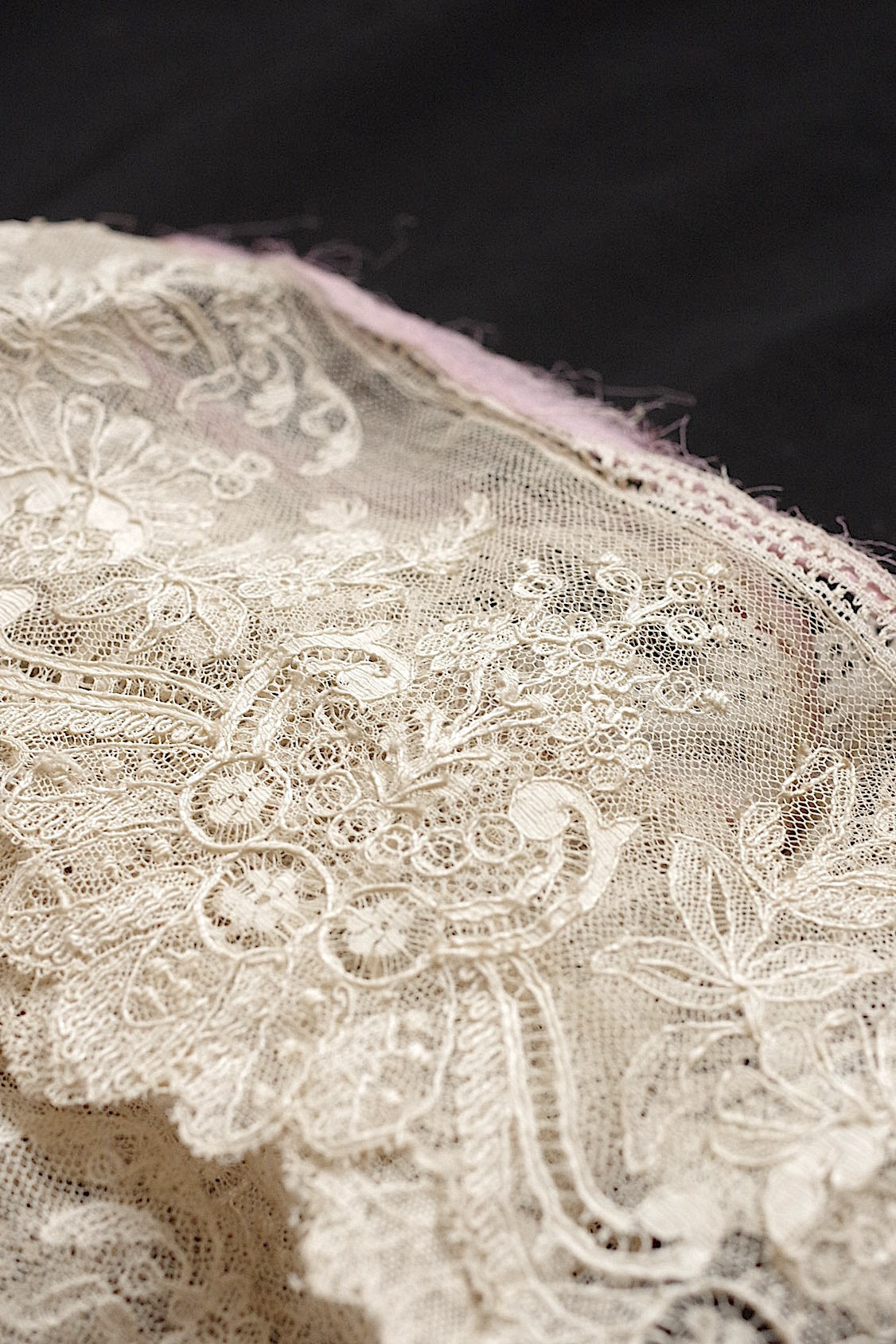 アンティークレース　dentelle ancienne 132cm+140cm