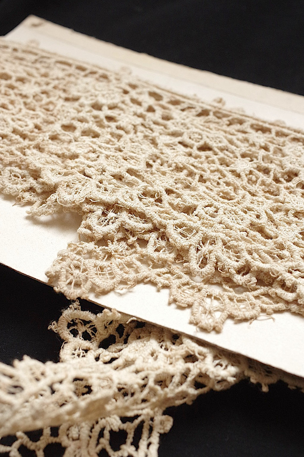 アンティークレース　dentelle ancienne 255cm