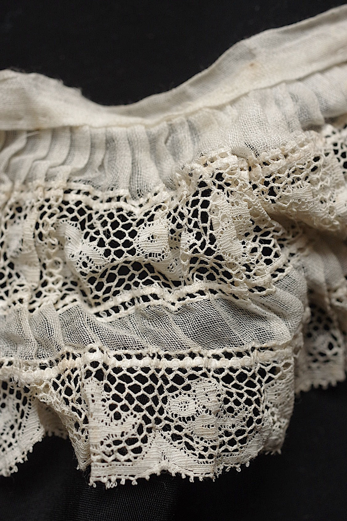 アンティークレース　dentelle ancienne プリーツレース