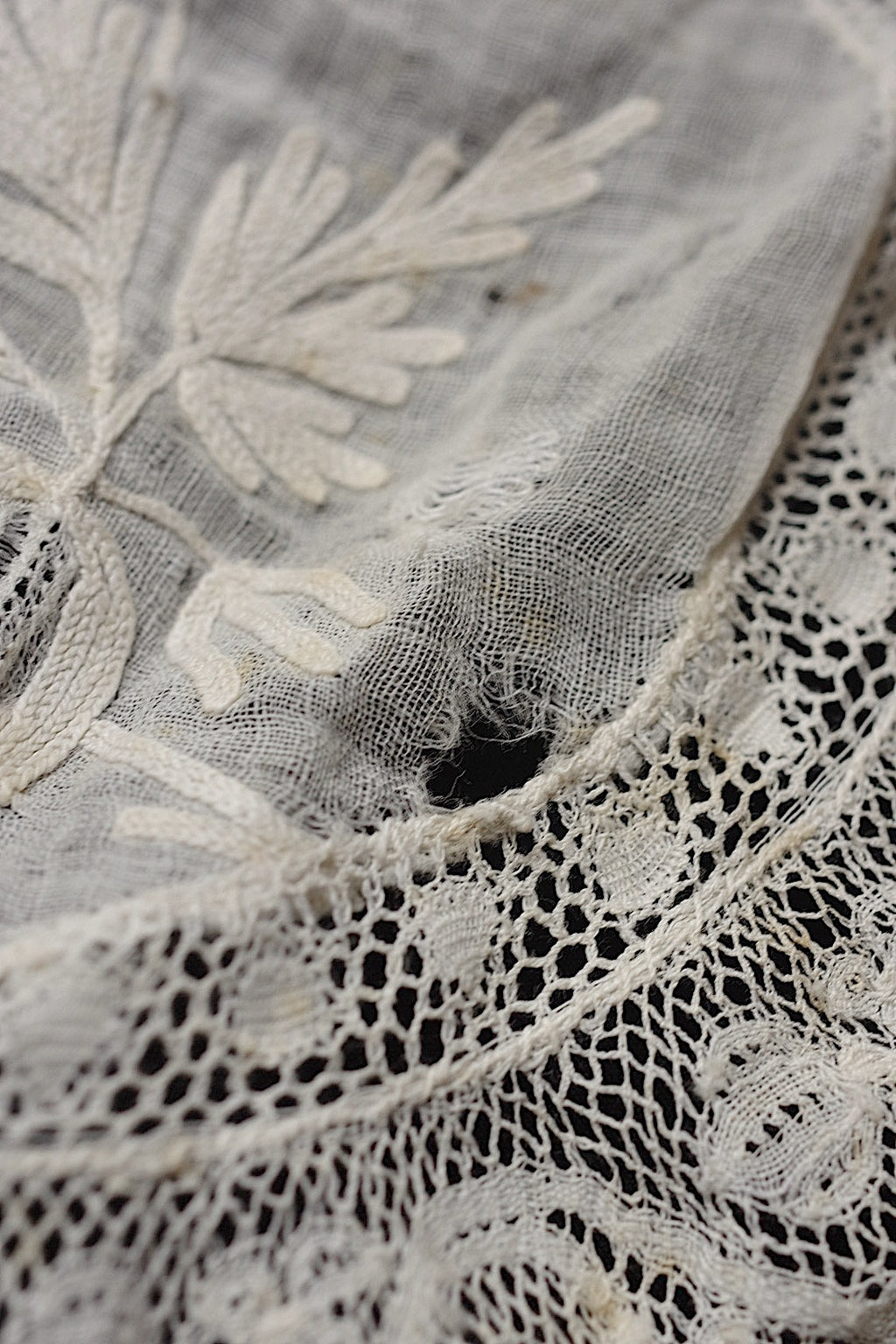 アンティークレース　dentelle ancienne 刺繍