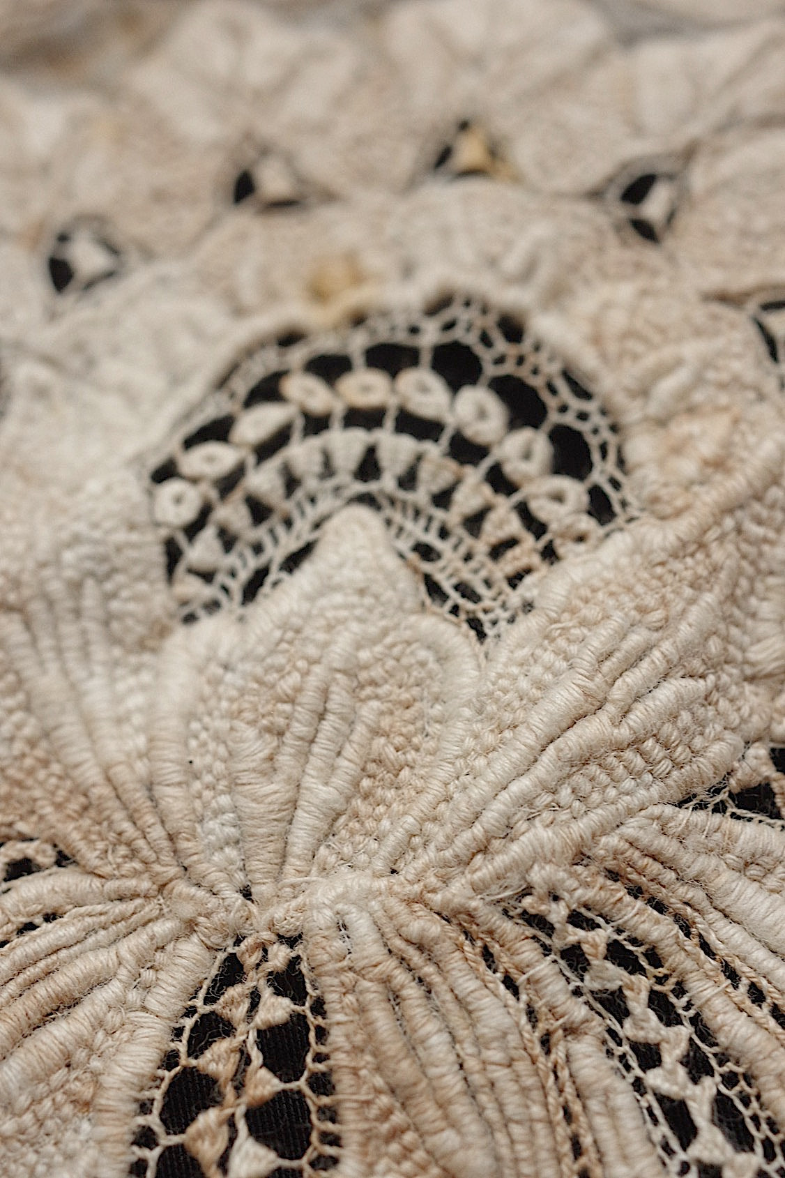 アンティークレース　dentelle ancienne 刺繍