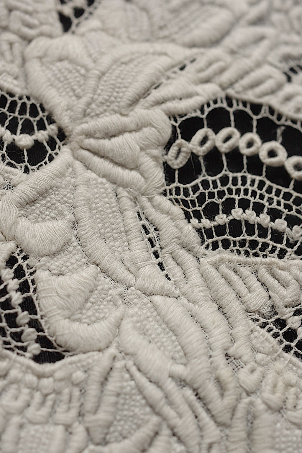 アンティークレース　dentelle ancienne 刺繍