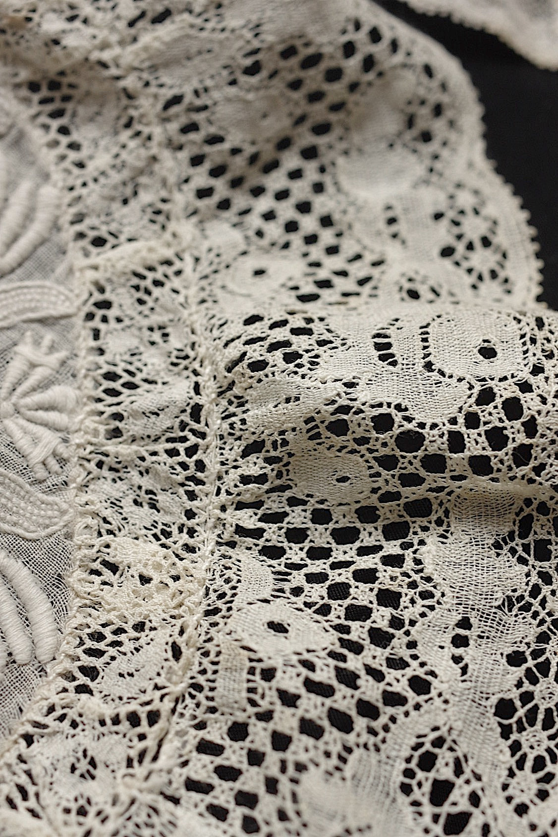 アンティークレース　dentelle ancienne 刺繍