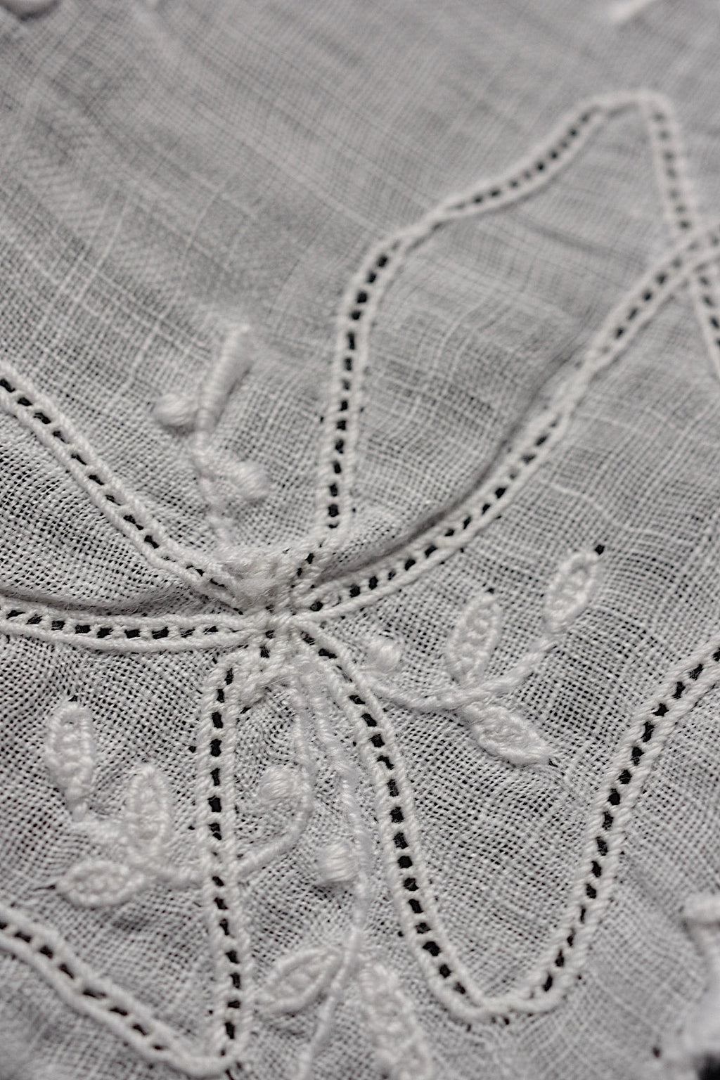 アンティークレース　dentelle ancienne ハンカチ素材用