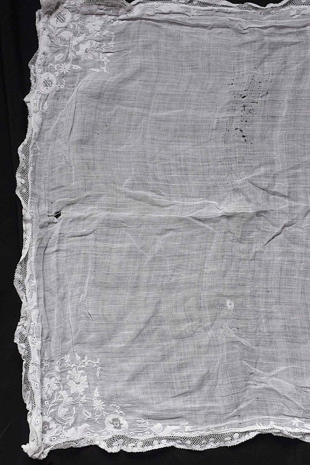 アンティークレース　dentelle ancienne ハンカチ素材用