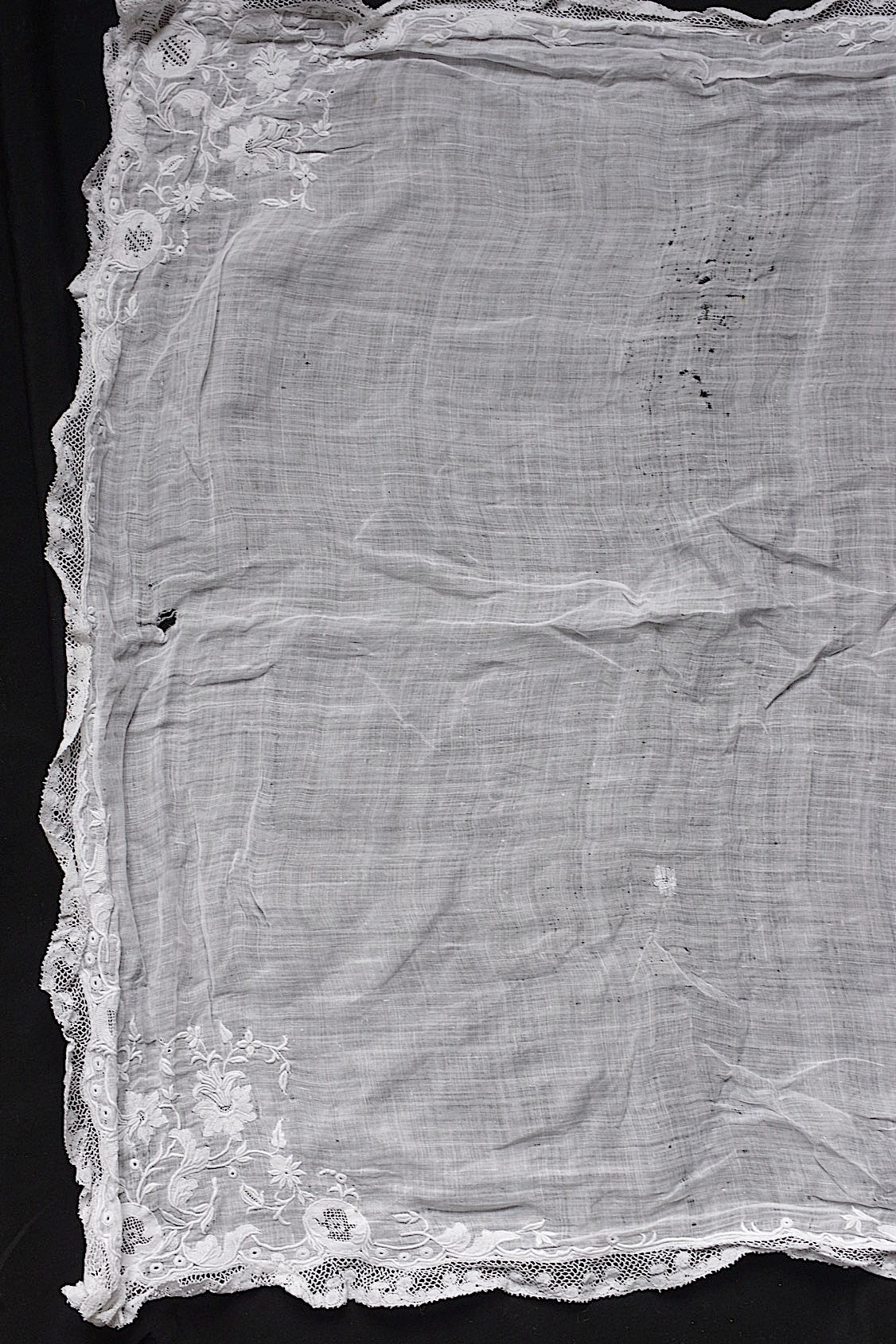 アンティークレース　dentelle ancienne ハンカチ素材用