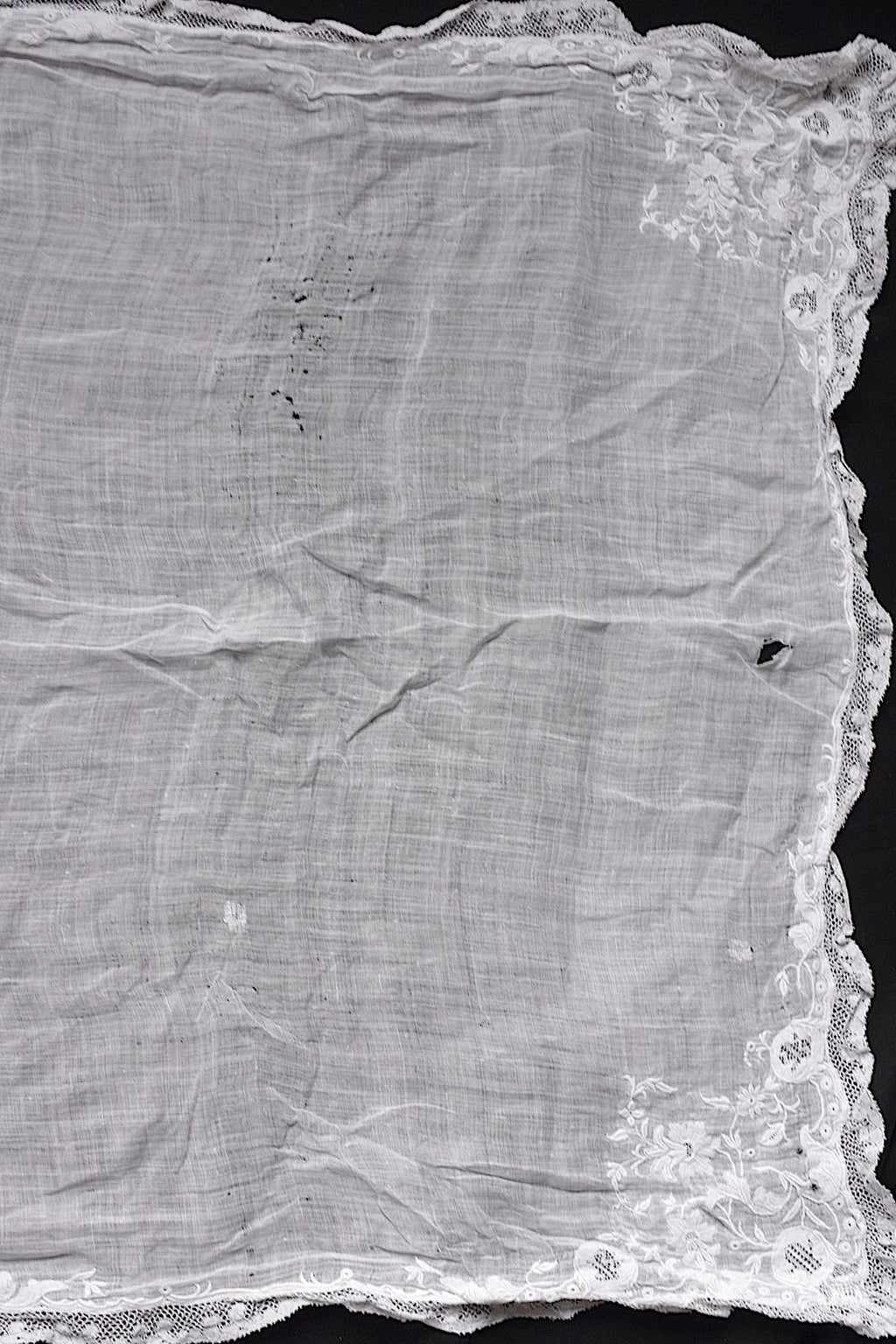 アンティークレース　dentelle ancienne ハンカチ素材用