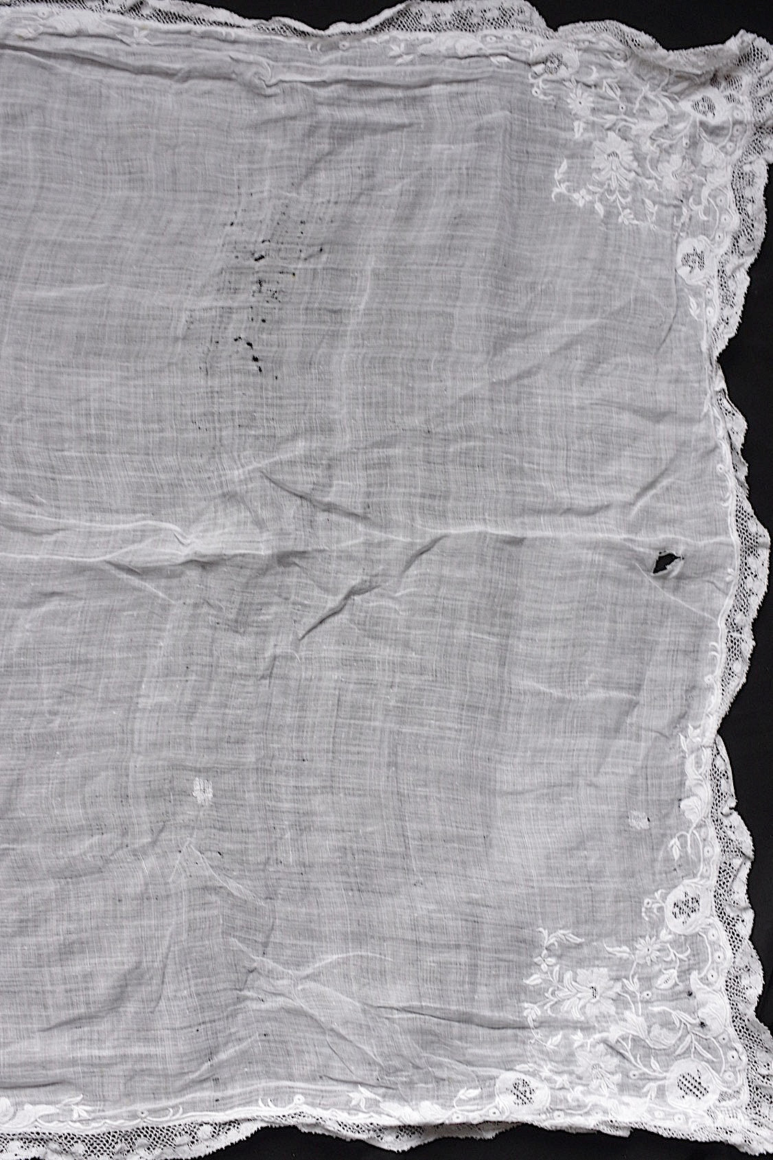 アンティークレース　dentelle ancienne ハンカチ素材用