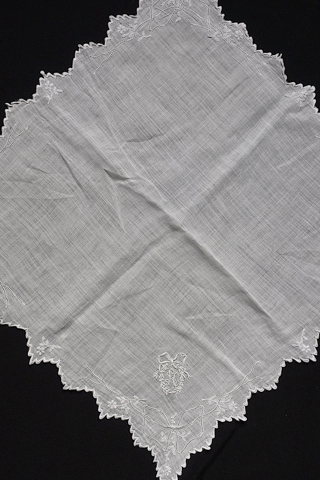 アンティークレース　dentelle ancienne ハンカチ素材用