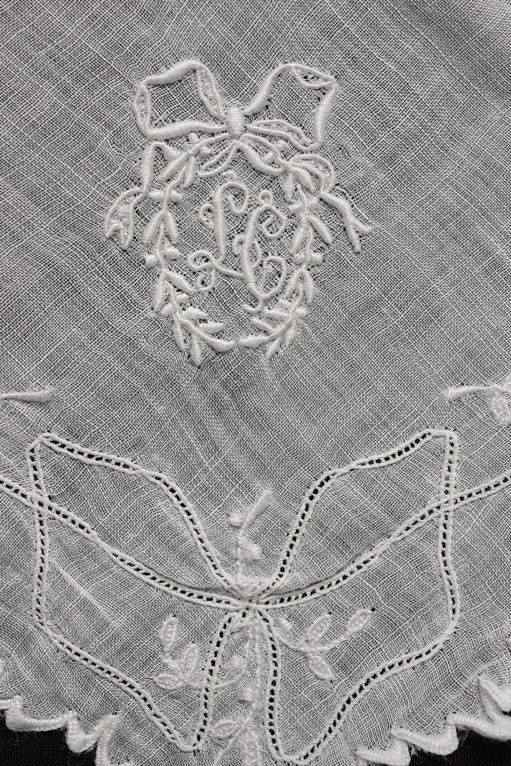 アンティークレース　dentelle ancienne ハンカチ素材用