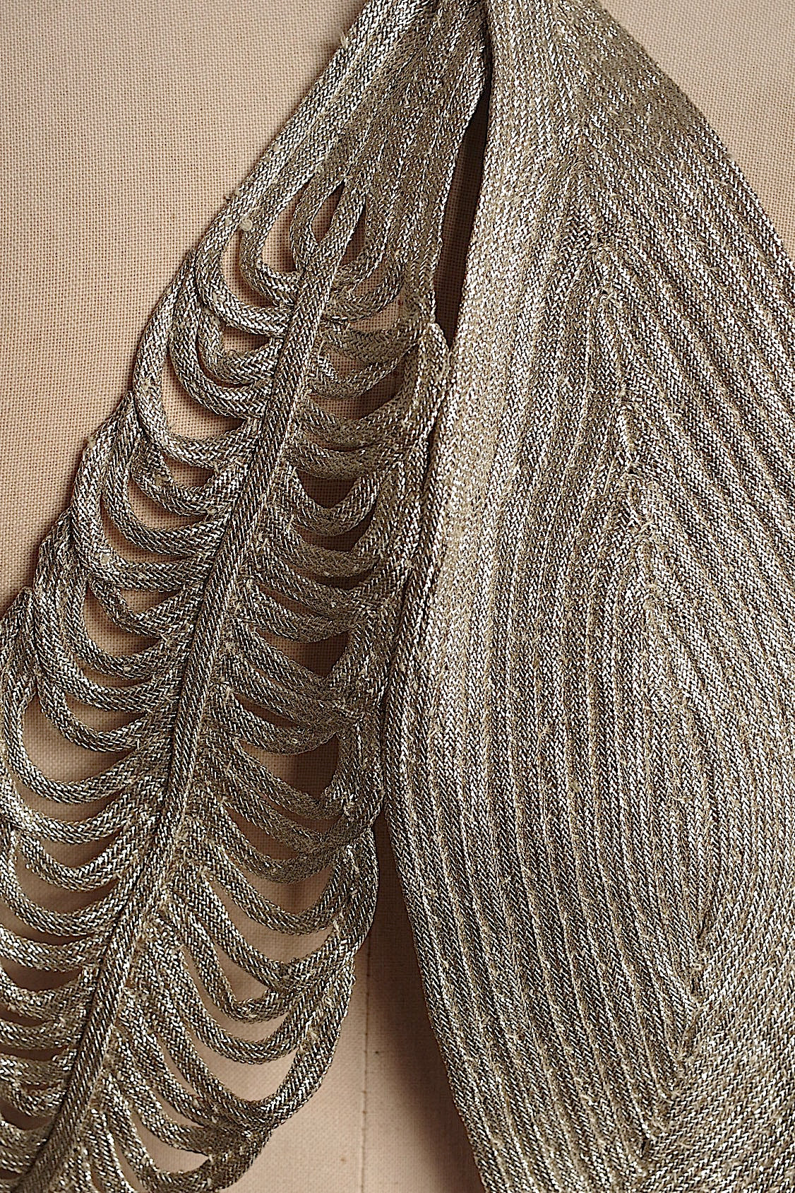 アンティークレース　dentelle ancienne 襟　タイ