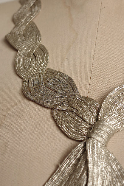 アンティークレース　dentelle ancienne 襟　タイ