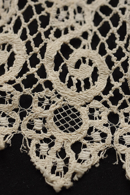 アンティークレース　dentelle ancienne ２種