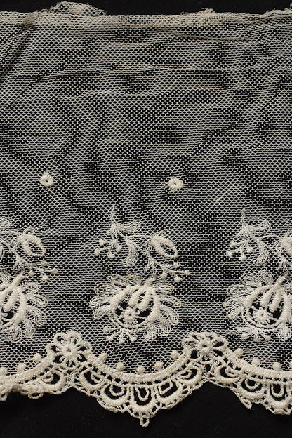 アンティークレース　dentelle ancienne ２種