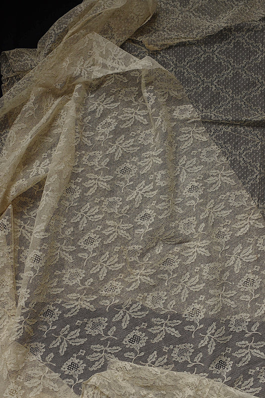 アンティークレース　dentelle ancienne レース生地　ハギレ