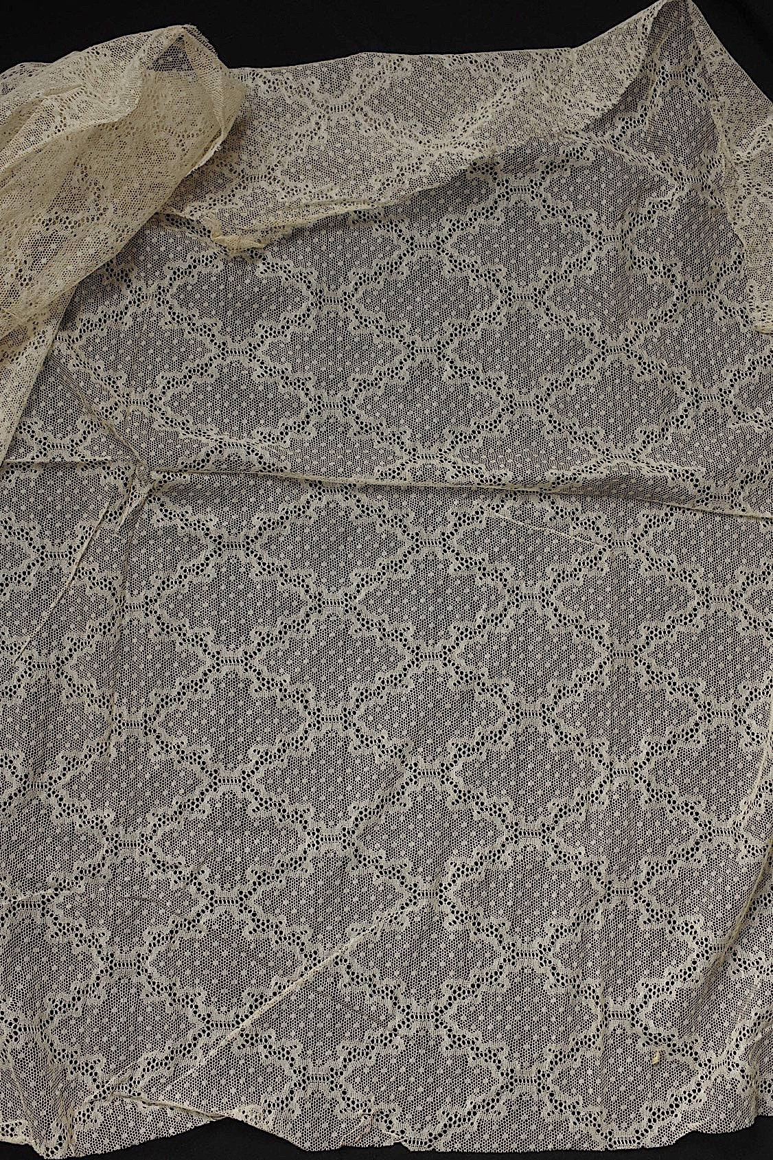 アンティークレース　dentelle ancienne レース生地　ハギレ