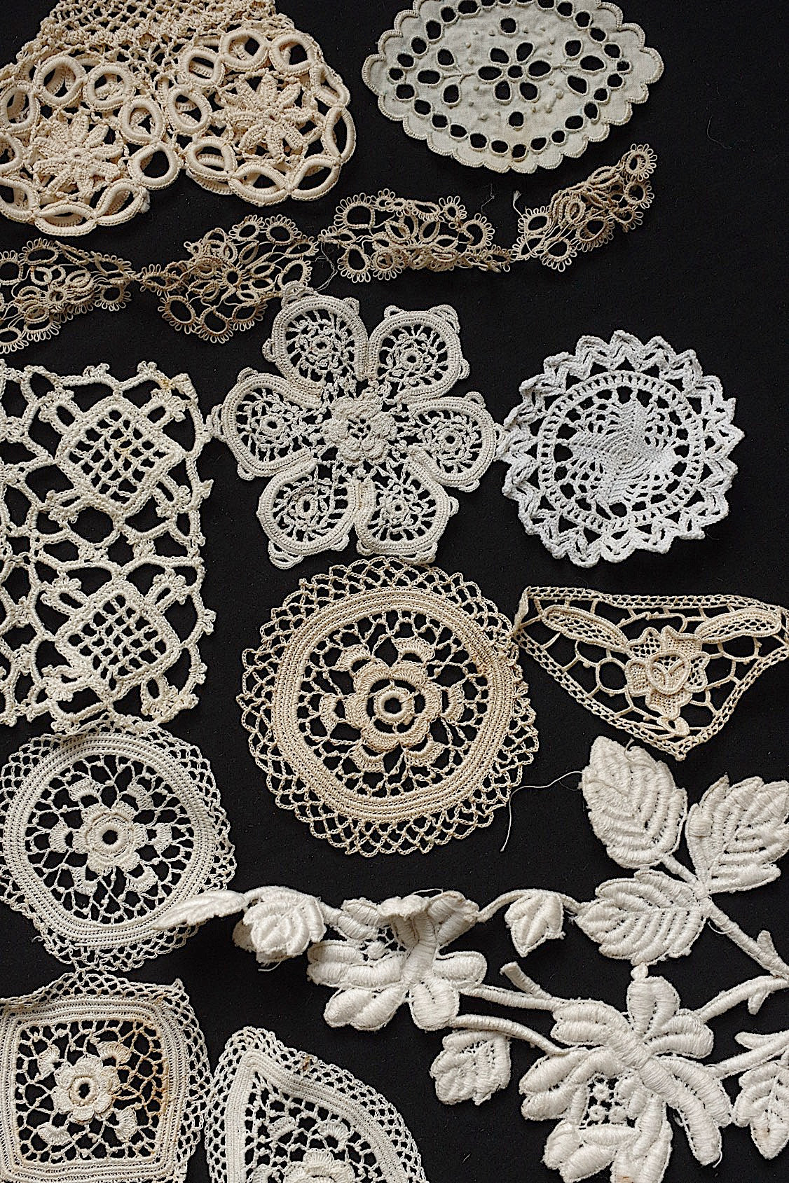 アンティークレース　dentelle ancienne　モチーフ31個