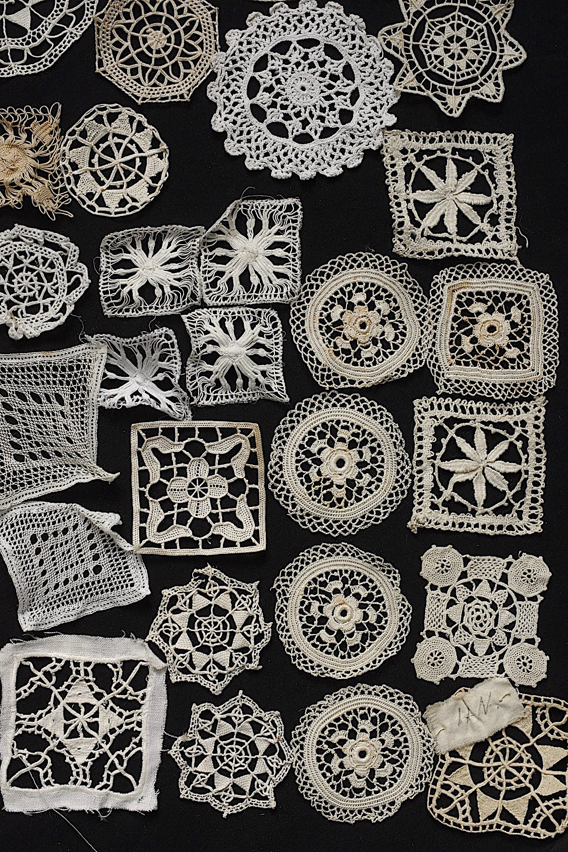 アンティークレース　dentelle ancienne　モチーフ45個