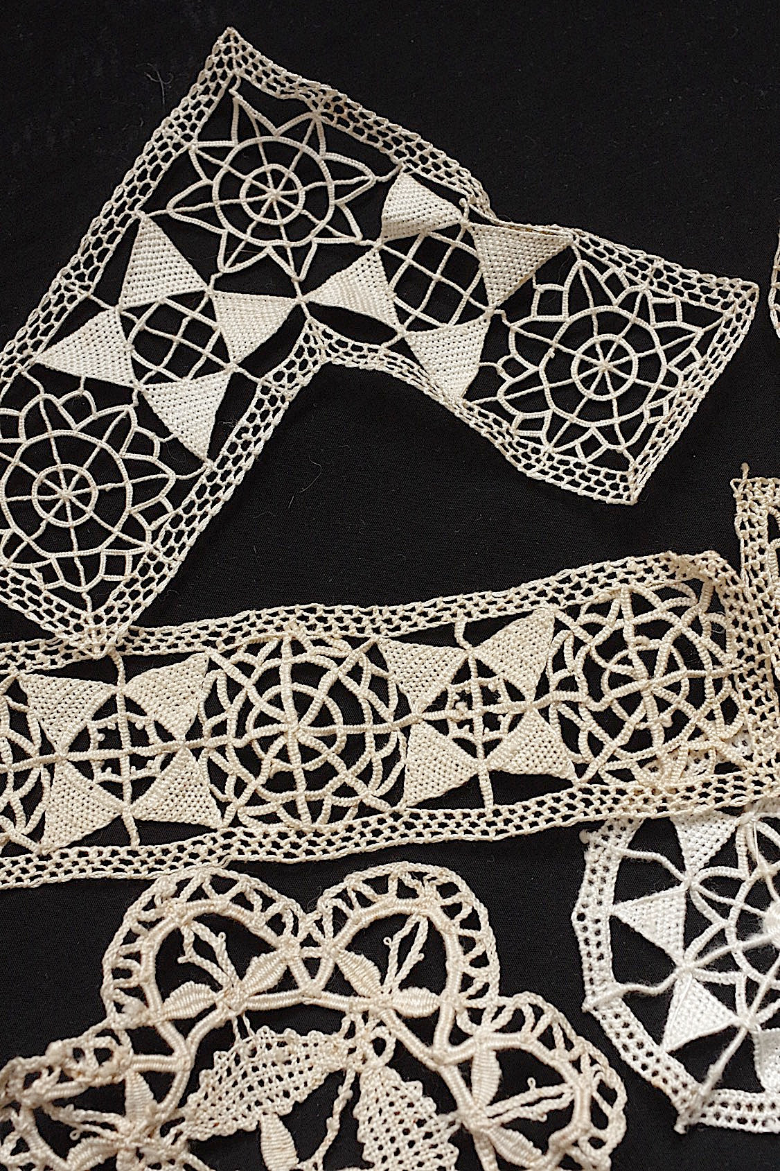 アンティークレース　dentelle ancienne　モチーフ45個