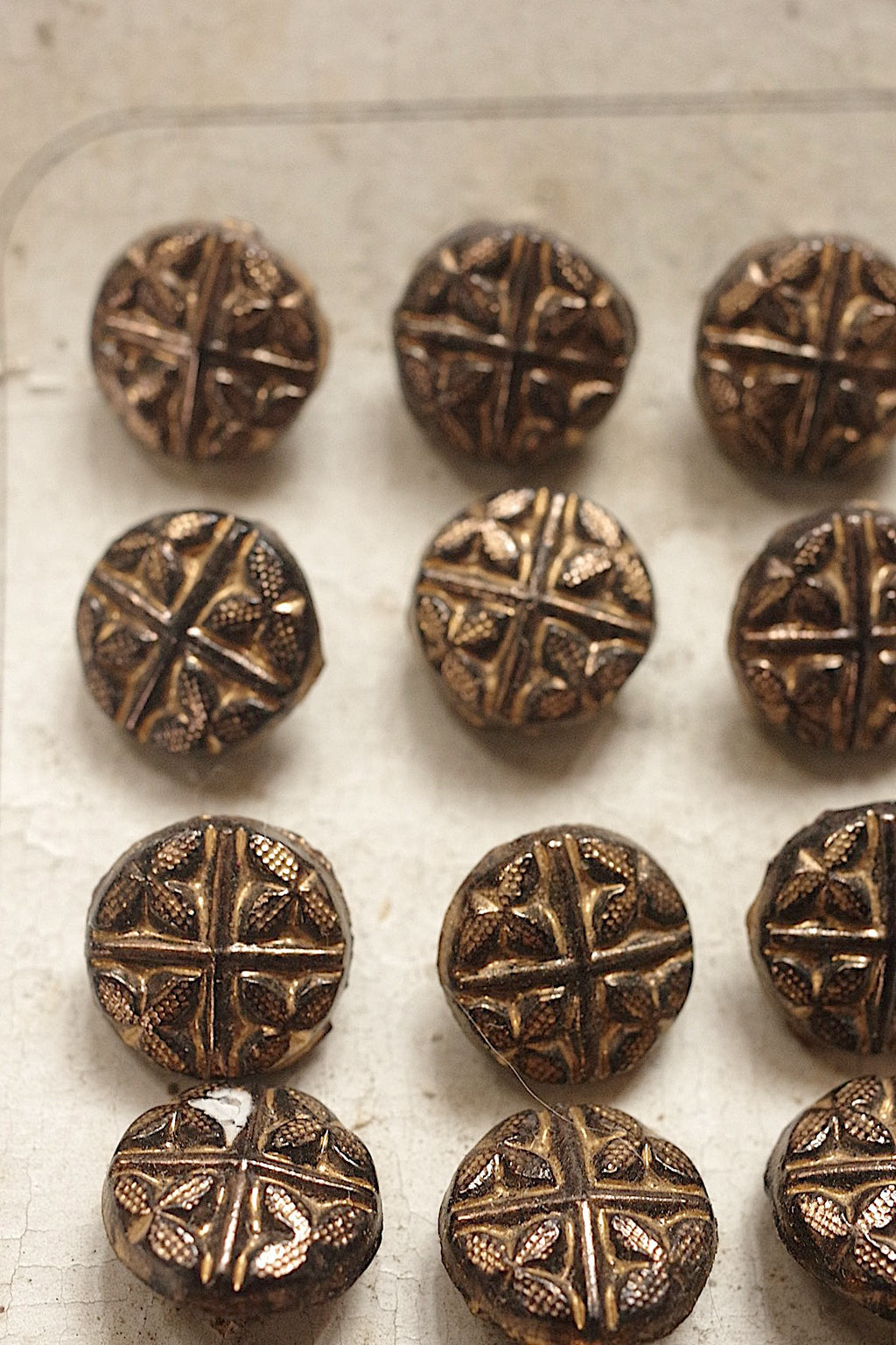 アンティークボタン　boutons antique lots 2　19個