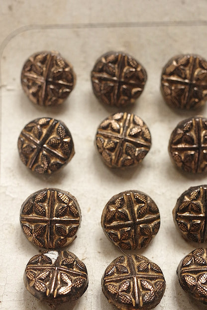 アンティークボタン　boutons antique lots 2　19個